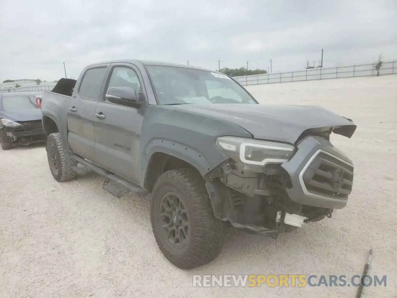 1 Photograph of a damaged car 5TFCZ5AN9MX272876 TOYOTA TACOMA 2021