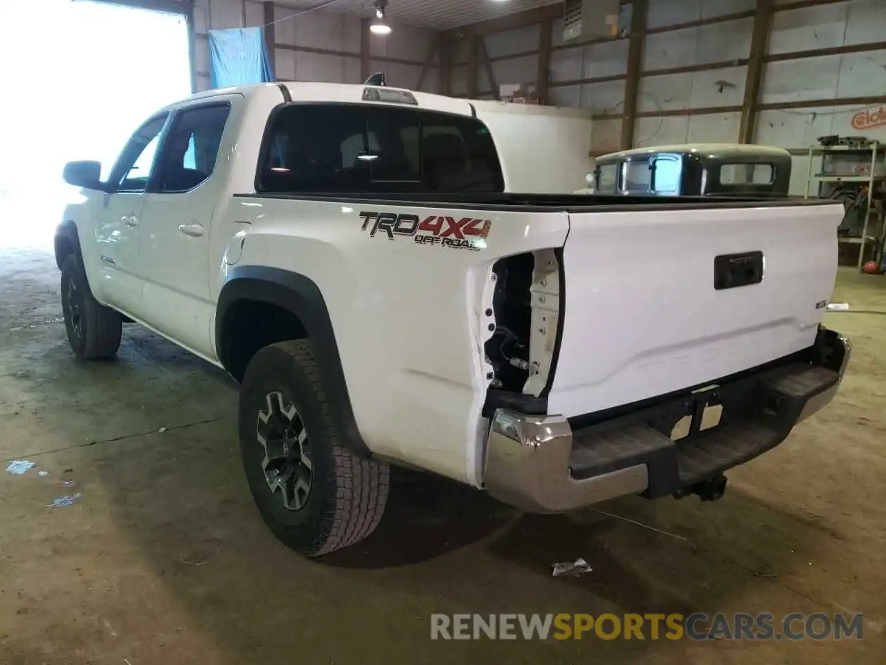 3 Photograph of a damaged car 5TFCZ5AN9MX274806 TOYOTA TACOMA 2021