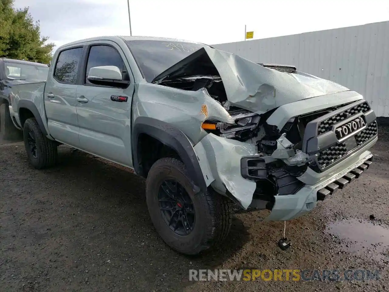 1 Photograph of a damaged car 5TFCZ5AN9MX282341 TOYOTA TACOMA 2021