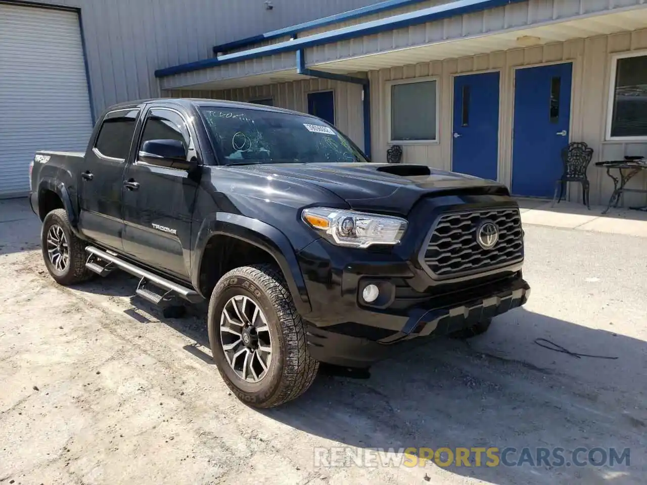 1 Фотография поврежденного автомобиля 5TFCZ5ANXMX244956 TOYOTA TACOMA 2021