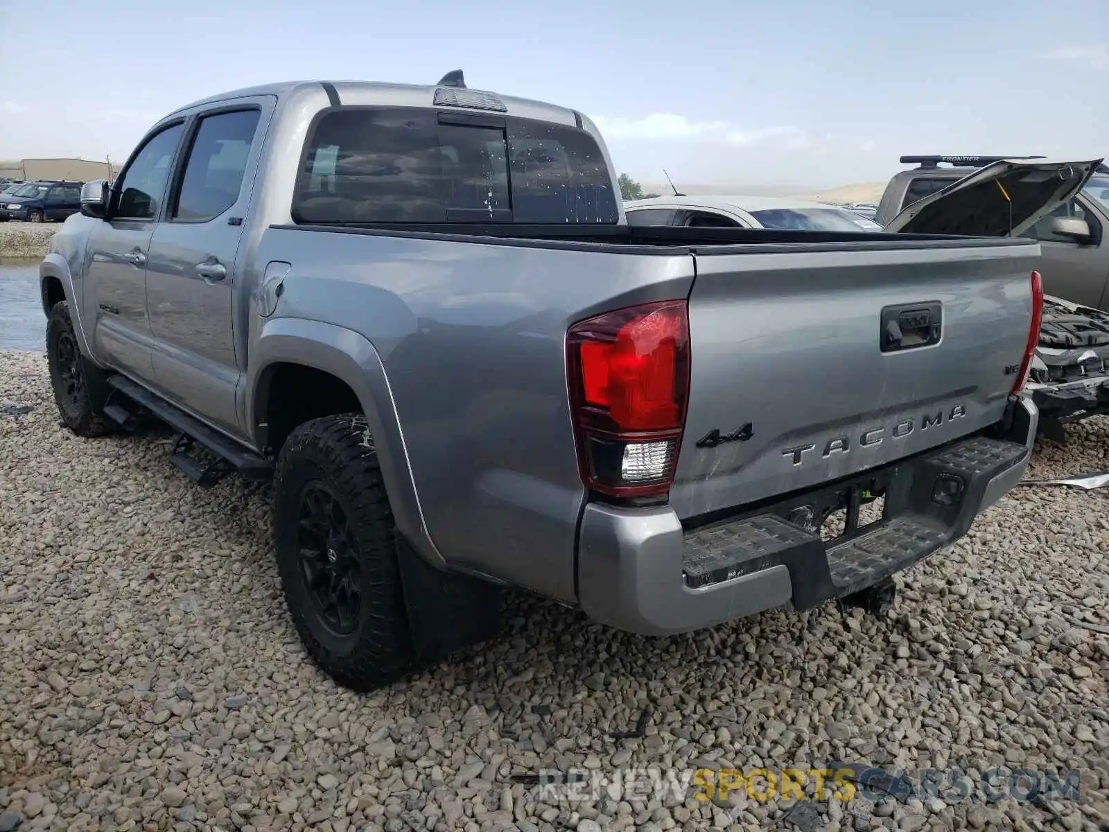 3 Photograph of a damaged car 5TFCZ5ANXMX251275 TOYOTA TACOMA 2021