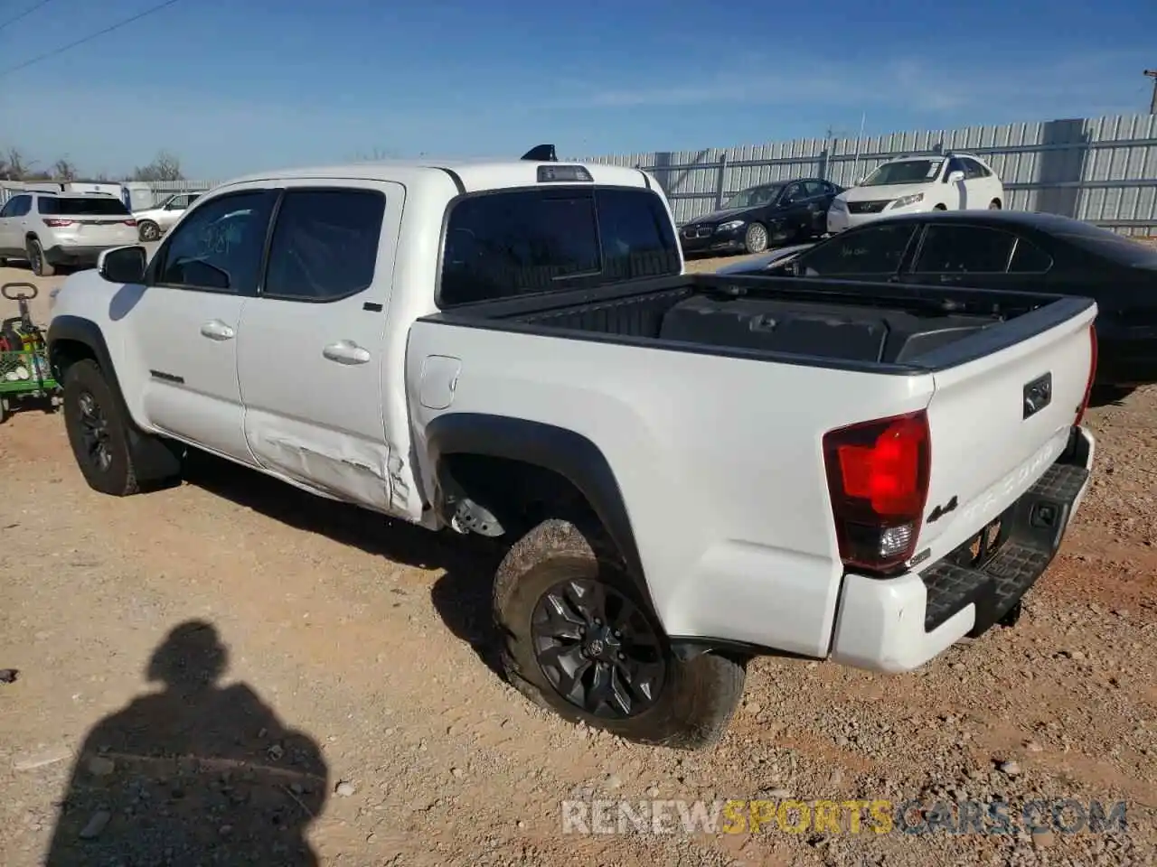 3 Photograph of a damaged car 5TFCZ5ANXMX255472 TOYOTA TACOMA 2021