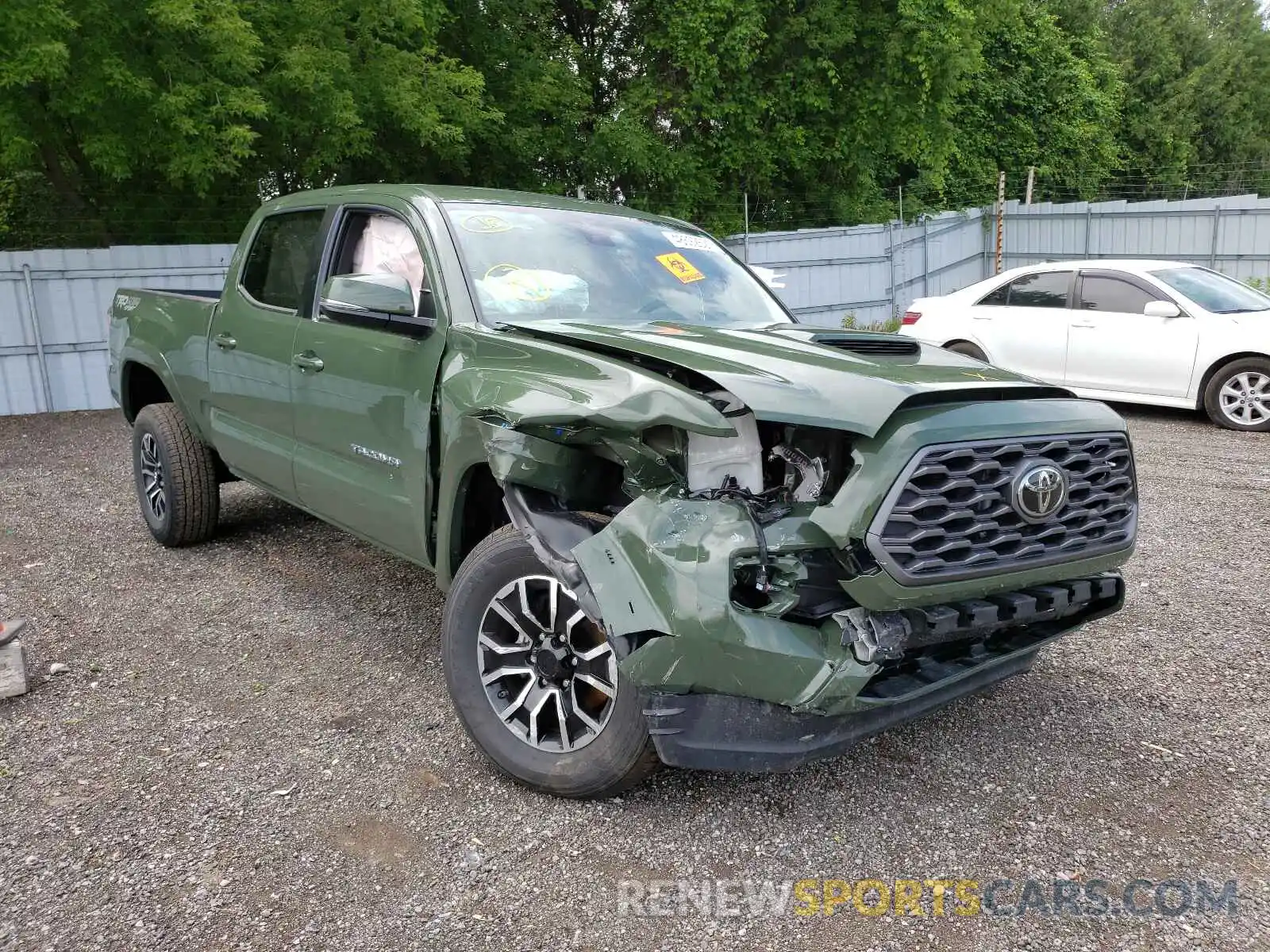 1 Photograph of a damaged car 5TFDZ5BN0MX056756 TOYOTA TACOMA 2021