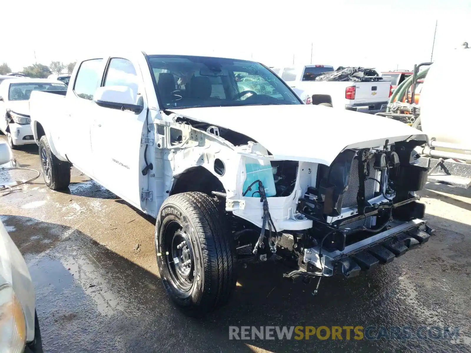 1 Photograph of a damaged car 5TFDZ5BN1MX058161 TOYOTA TACOMA 2021