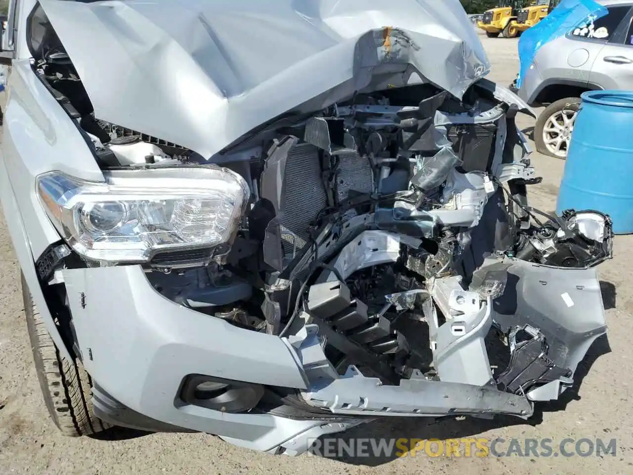 9 Photograph of a damaged car 5TFDZ5BN9MX066315 TOYOTA TACOMA 2021