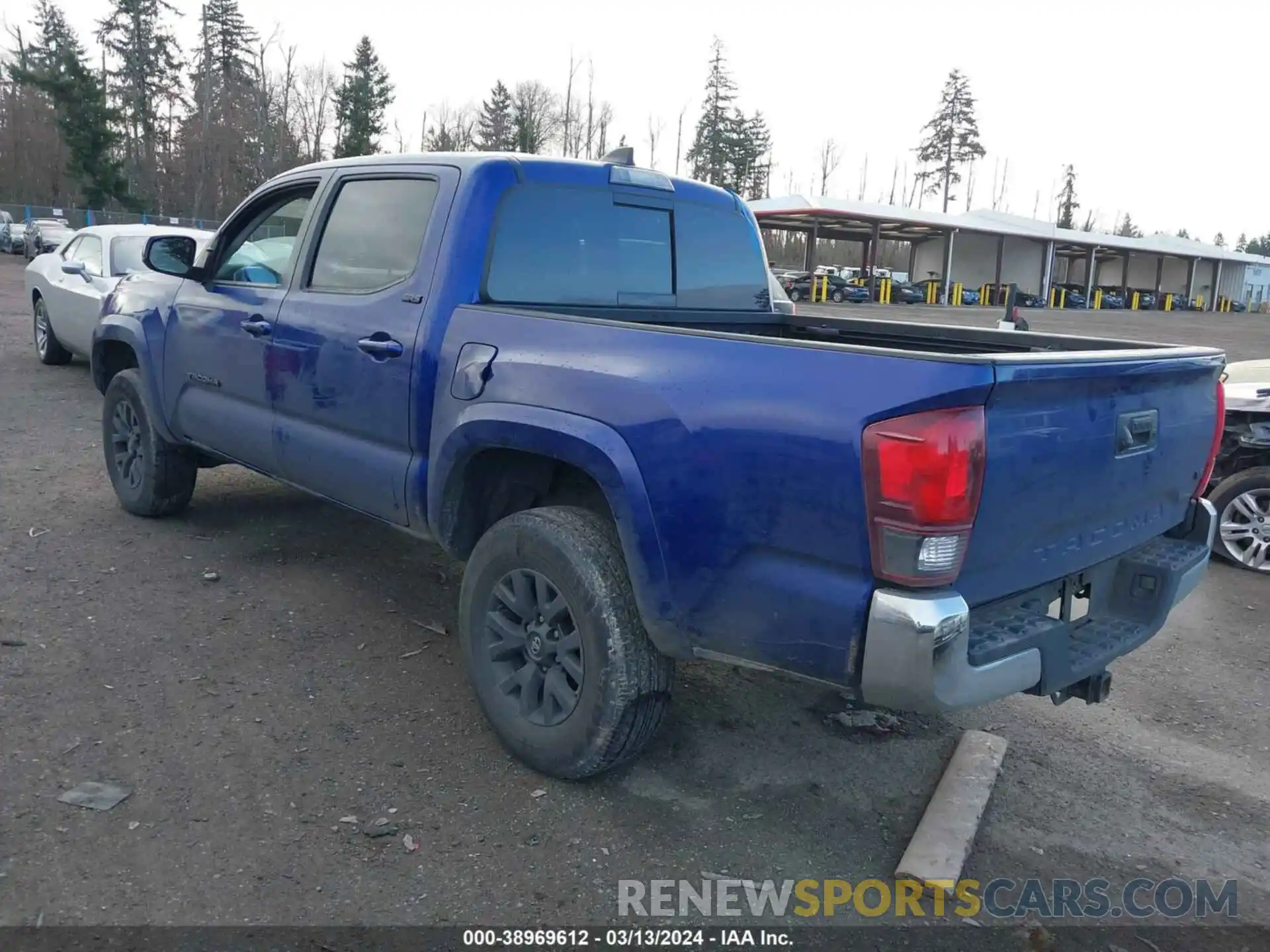 3 Photograph of a damaged car 3TMAZ5CN0NM163220 TOYOTA TACOMA 2022