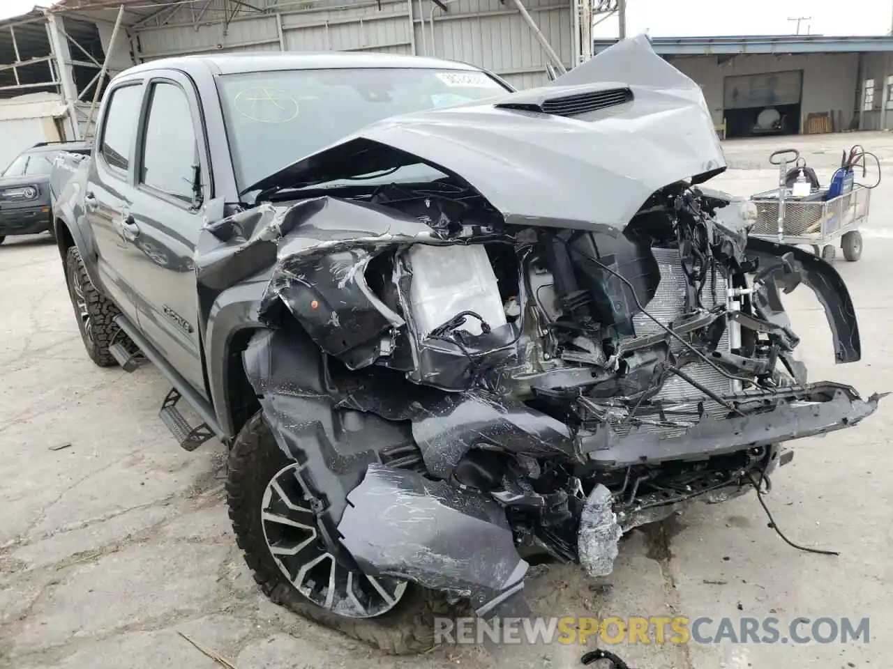 1 Photograph of a damaged car 3TMAZ5CN0NM171172 TOYOTA TACOMA 2022