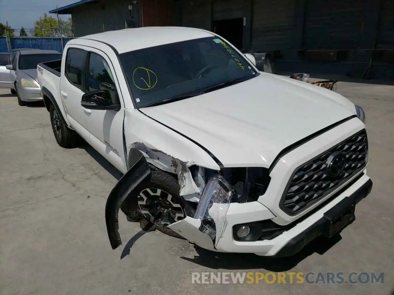 1 Photograph of a damaged car 3TMAZ5CN0NM173715 TOYOTA TACOMA 2022