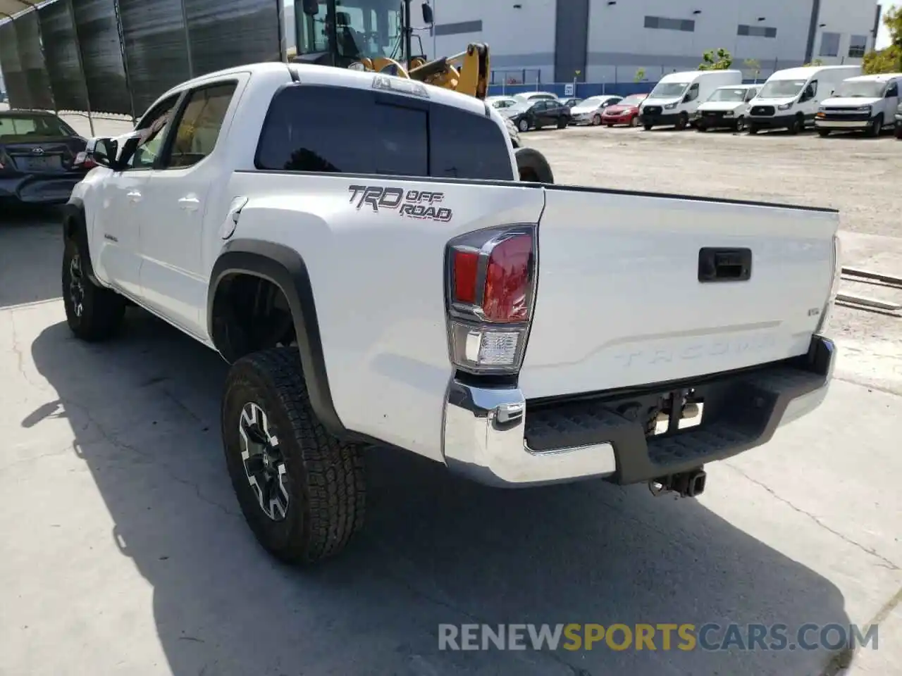 3 Photograph of a damaged car 3TMAZ5CN0NM173715 TOYOTA TACOMA 2022