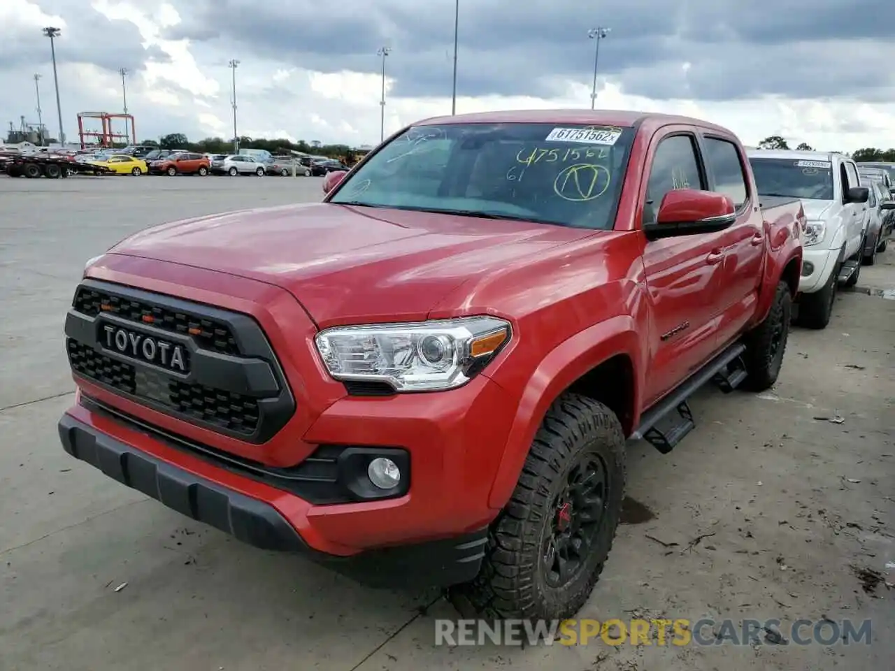 2 Photograph of a damaged car 3TMAZ5CN0NM175836 TOYOTA TACOMA 2022