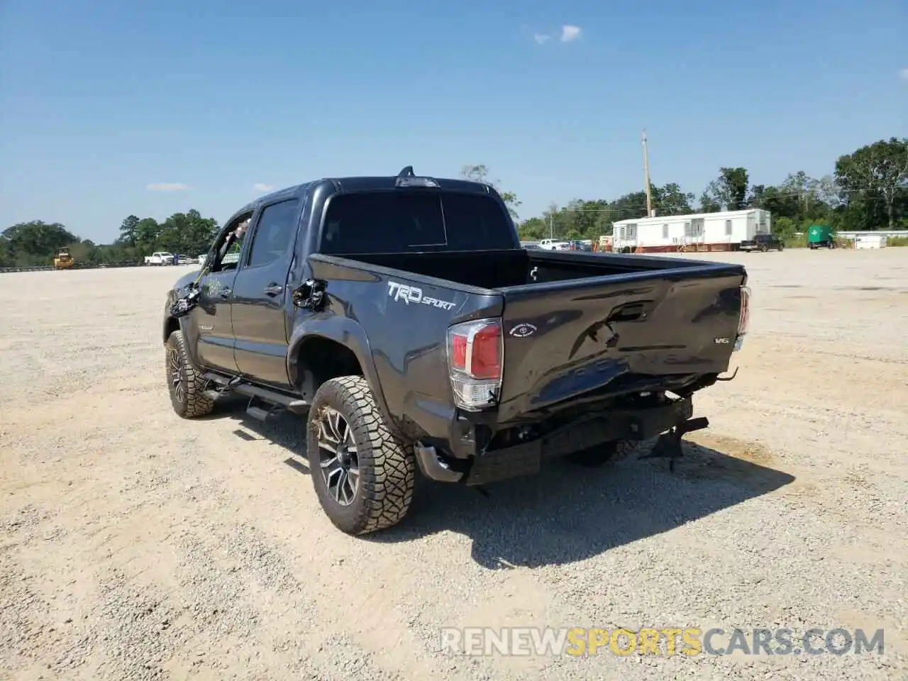 3 Photograph of a damaged car 3TMAZ5CN0NM186643 TOYOTA TACOMA 2022