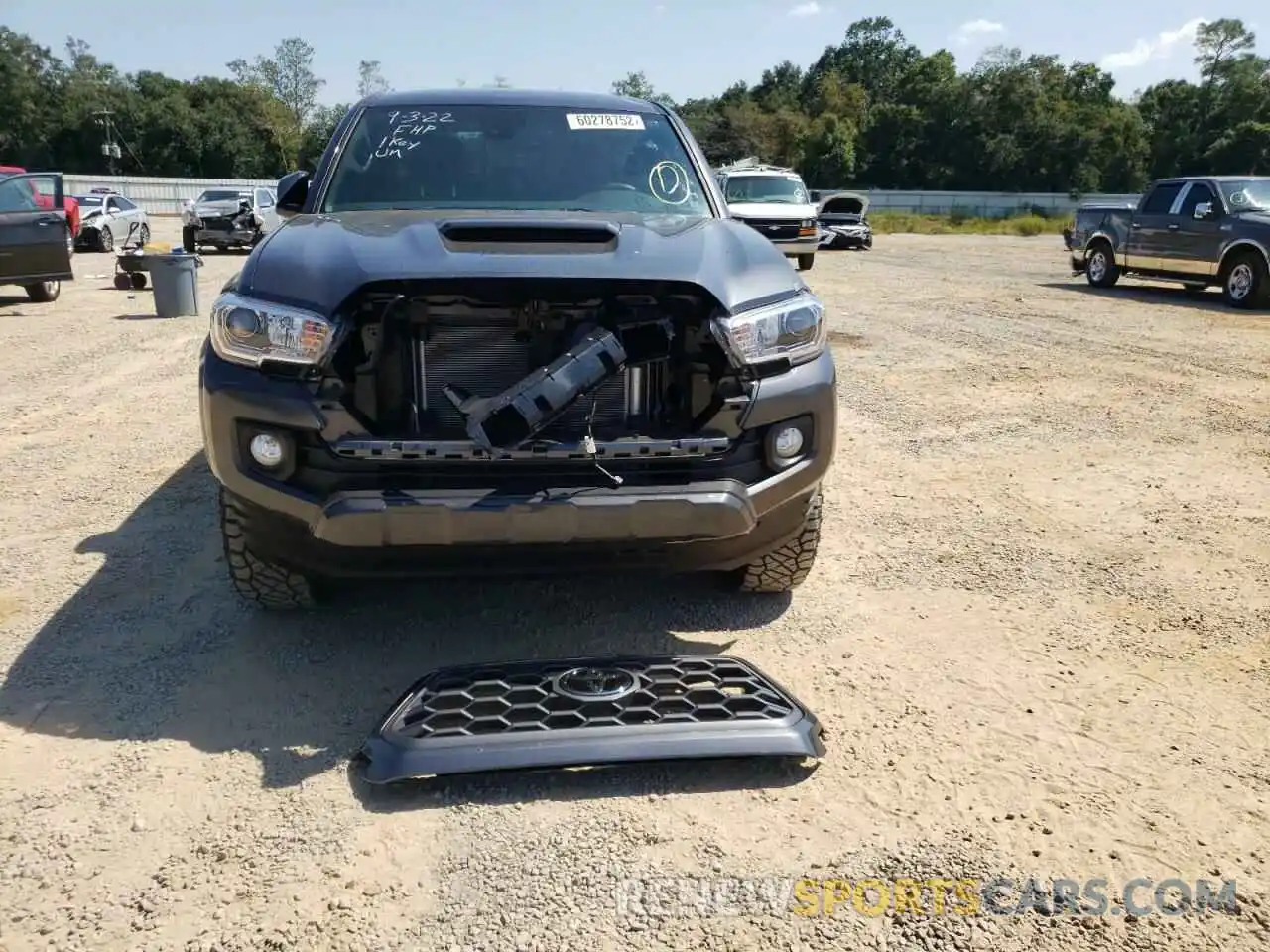 9 Photograph of a damaged car 3TMAZ5CN0NM186643 TOYOTA TACOMA 2022