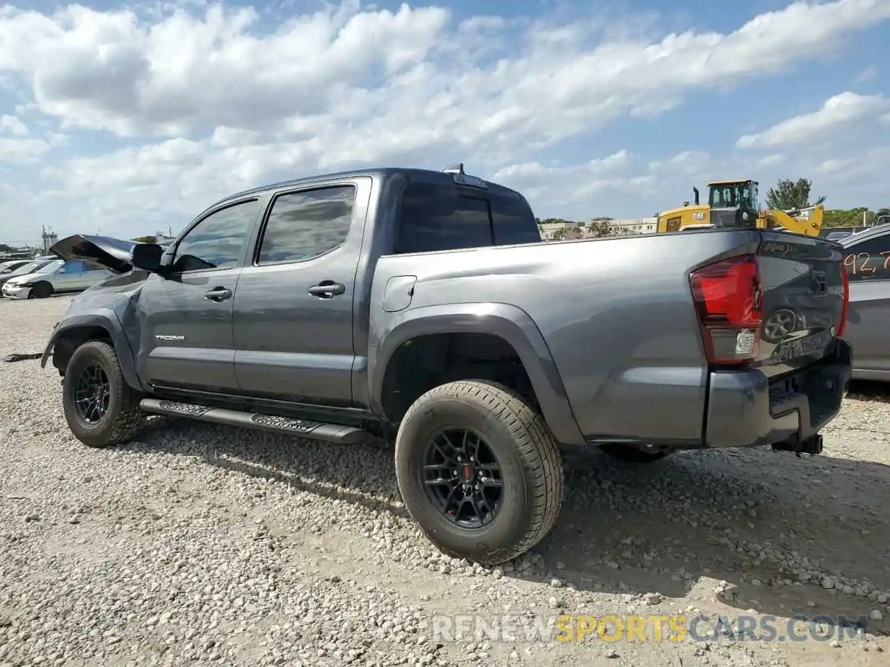 2 Photograph of a damaged car 3TMAZ5CN1NM169768 TOYOTA TACOMA 2022