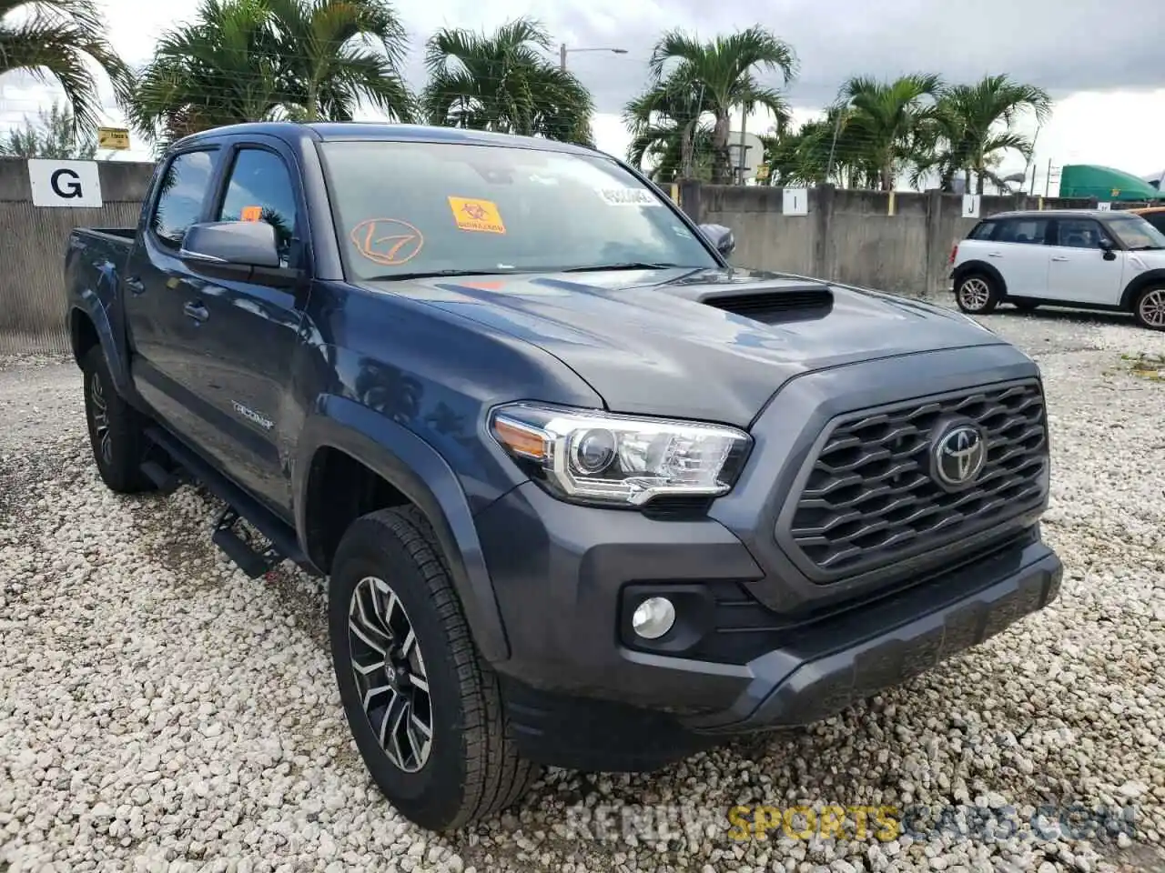 1 Photograph of a damaged car 3TMAZ5CN2NM162750 TOYOTA TACOMA 2022