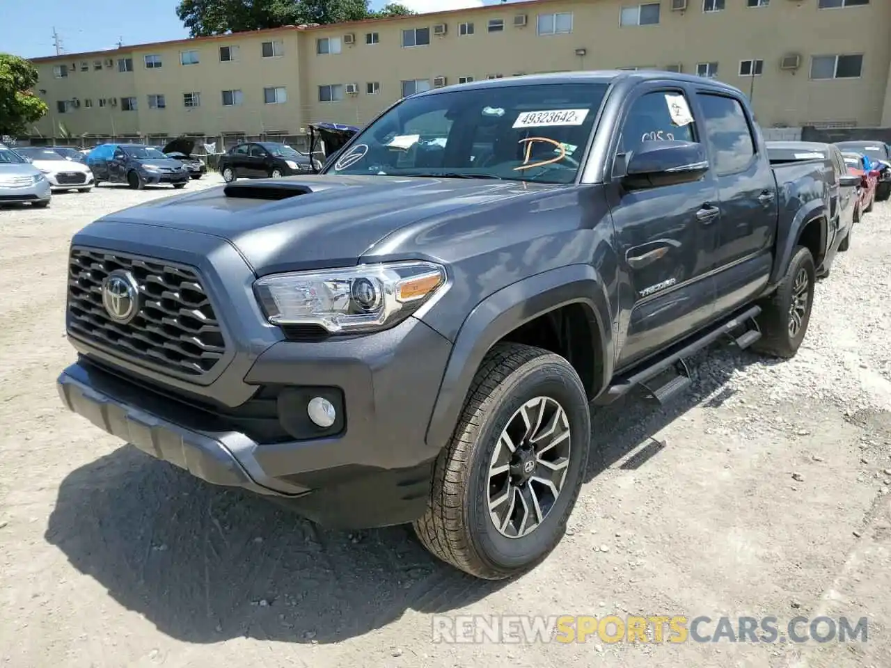 2 Photograph of a damaged car 3TMAZ5CN2NM162750 TOYOTA TACOMA 2022