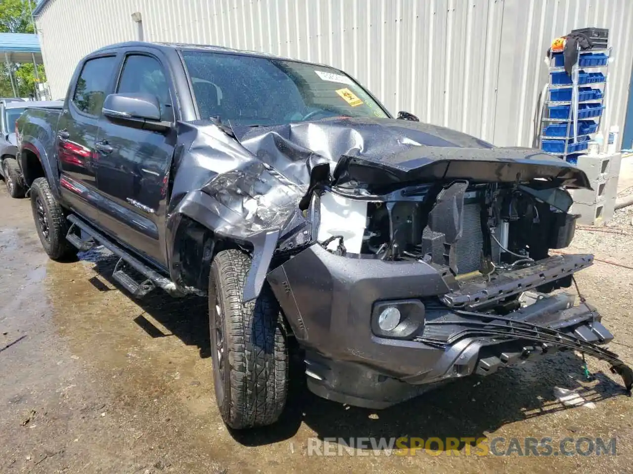 1 Photograph of a damaged car 3TMAZ5CN2NM172081 TOYOTA TACOMA 2022