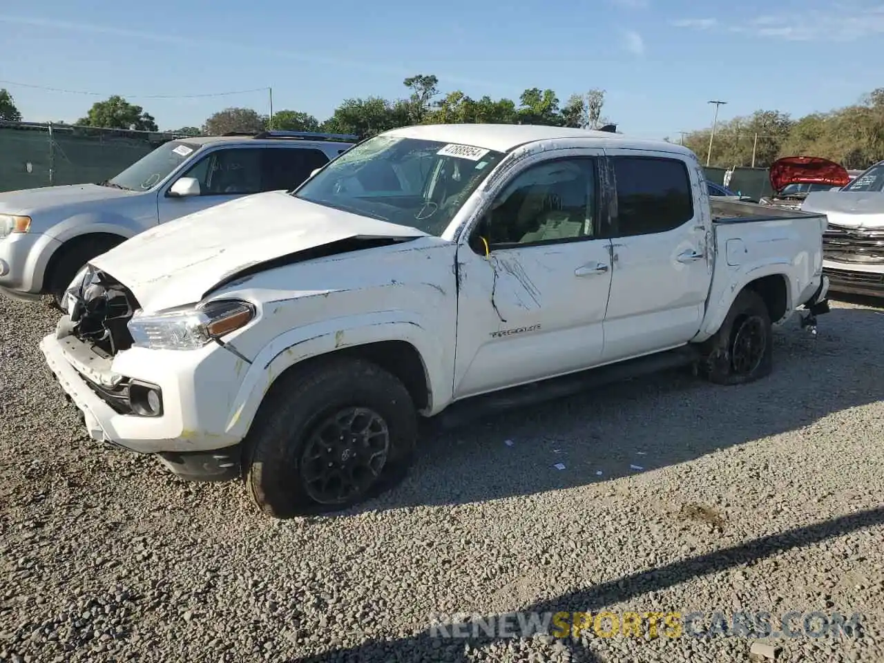 1 Photograph of a damaged car 3TMAZ5CN3NM180769 TOYOTA TACOMA 2022