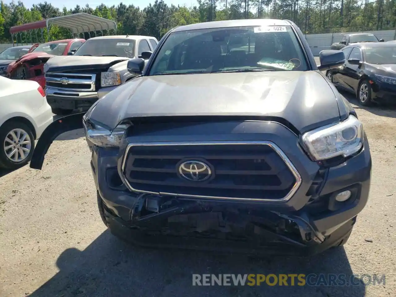 9 Photograph of a damaged car 3TMAZ5CN4NM161079 TOYOTA TACOMA 2022