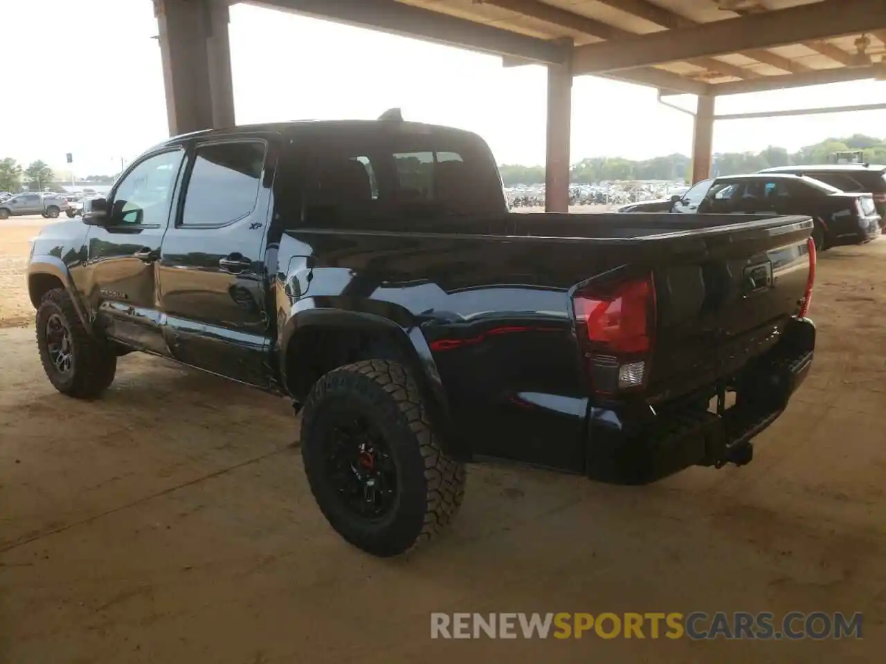 3 Photograph of a damaged car 3TMAZ5CN4NM167433 TOYOTA TACOMA 2022