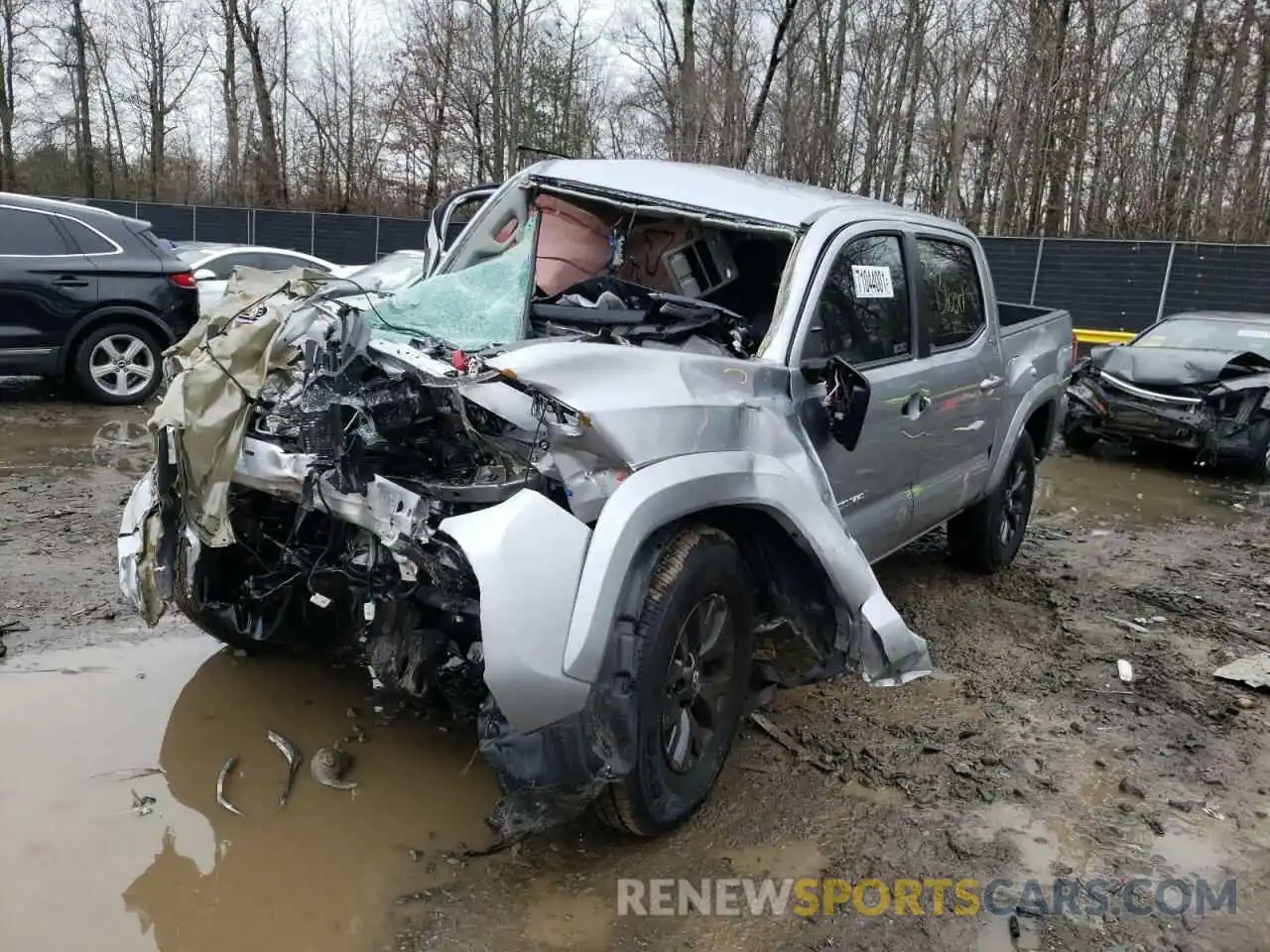 2 Photograph of a damaged car 3TMAZ5CN5NM165156 TOYOTA TACOMA 2022