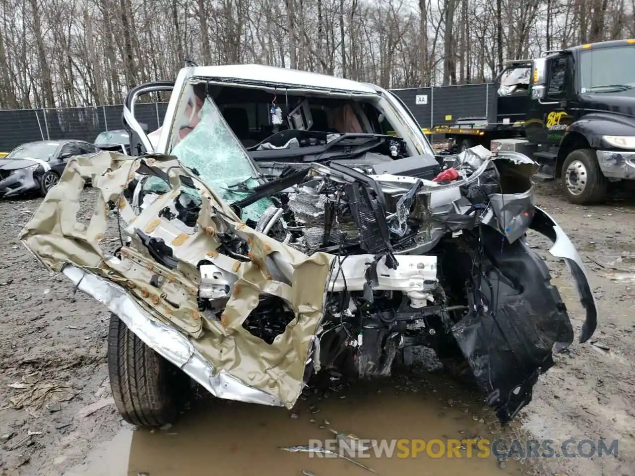 9 Photograph of a damaged car 3TMAZ5CN5NM165156 TOYOTA TACOMA 2022