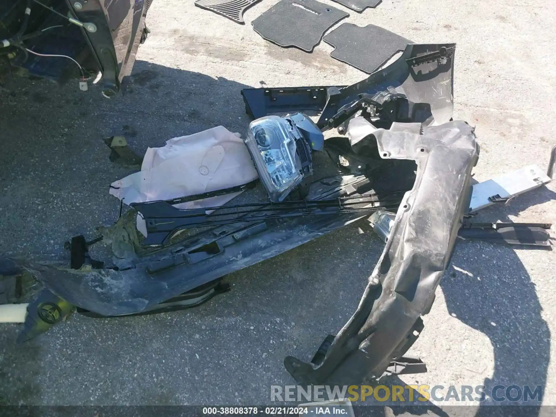 12 Photograph of a damaged car 3TMAZ5CN5NM169224 TOYOTA TACOMA 2022