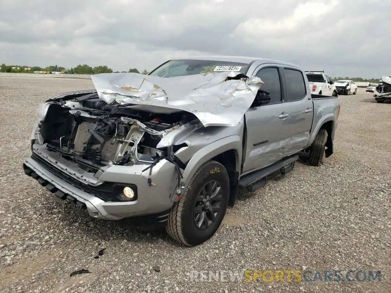 2 Photograph of a damaged car 3TMAZ5CN6NM162444 TOYOTA TACOMA 2022