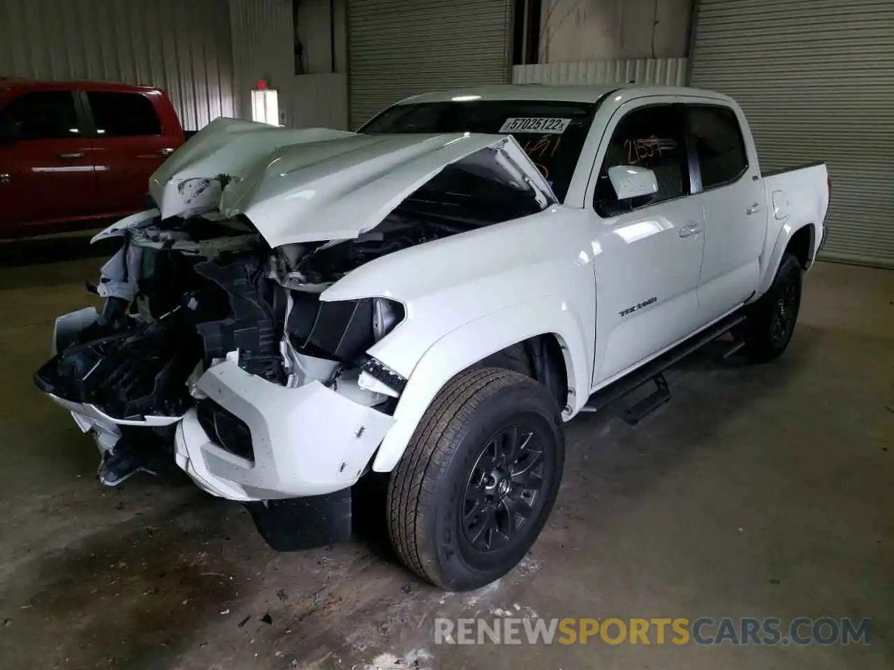 2 Photograph of a damaged car 3TMAZ5CN6NM163691 TOYOTA TACOMA 2022