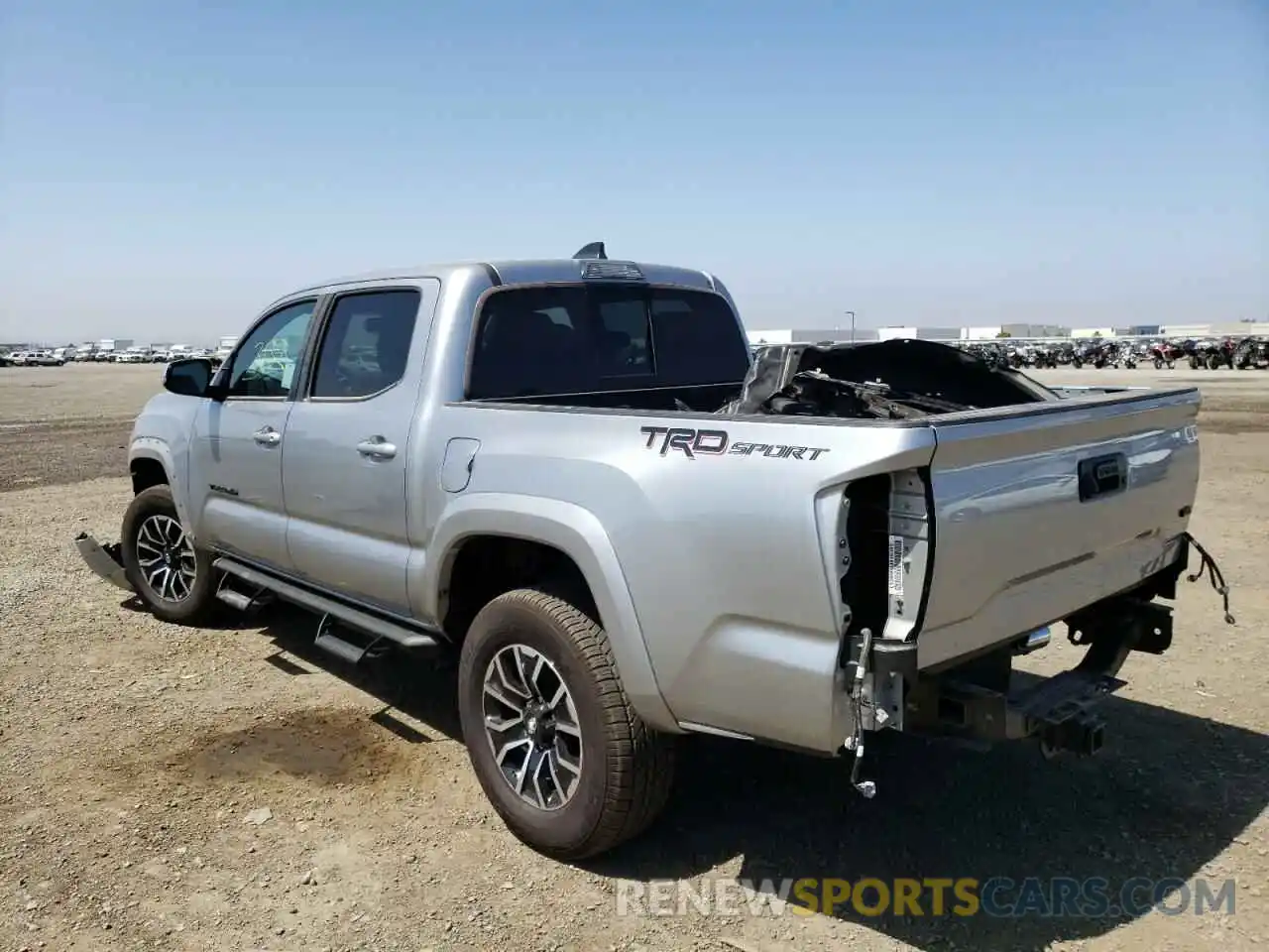 3 Photograph of a damaged car 3TMAZ5CN6NM172035 TOYOTA TACOMA 2022