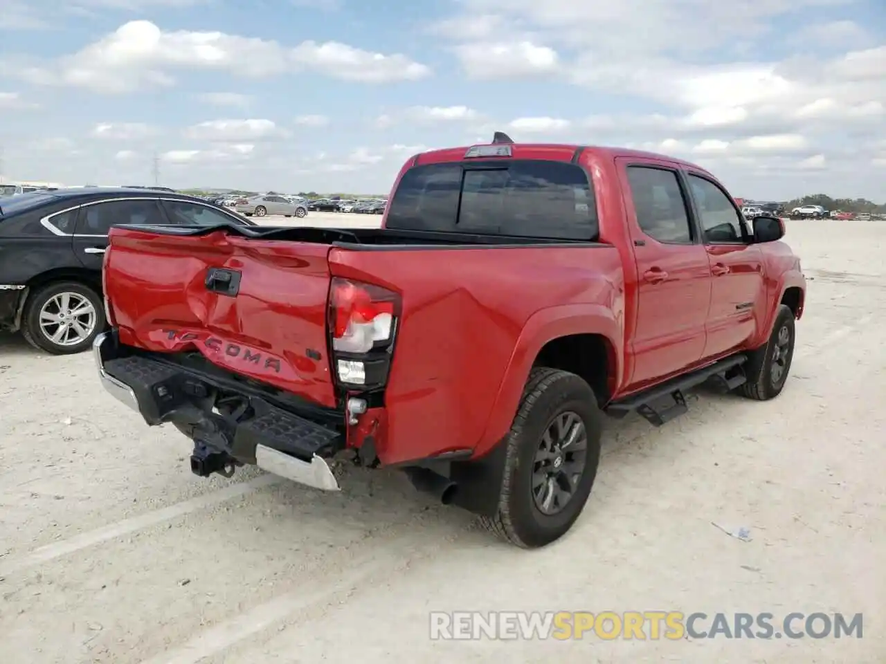 4 Photograph of a damaged car 3TMAZ5CN6NM185416 TOYOTA TACOMA 2022