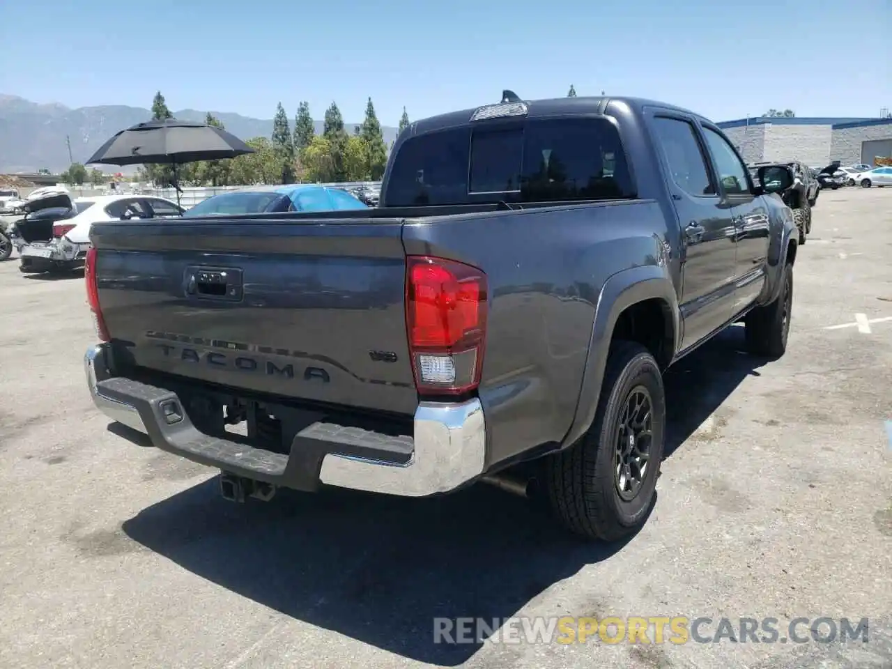 4 Photograph of a damaged car 3TMAZ5CN6NM186016 TOYOTA TACOMA 2022