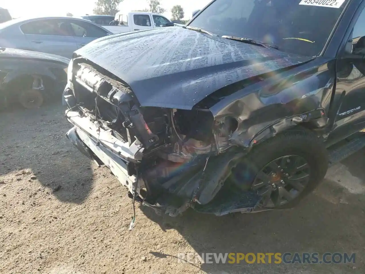 9 Photograph of a damaged car 3TMAZ5CN7NM164168 TOYOTA TACOMA 2022