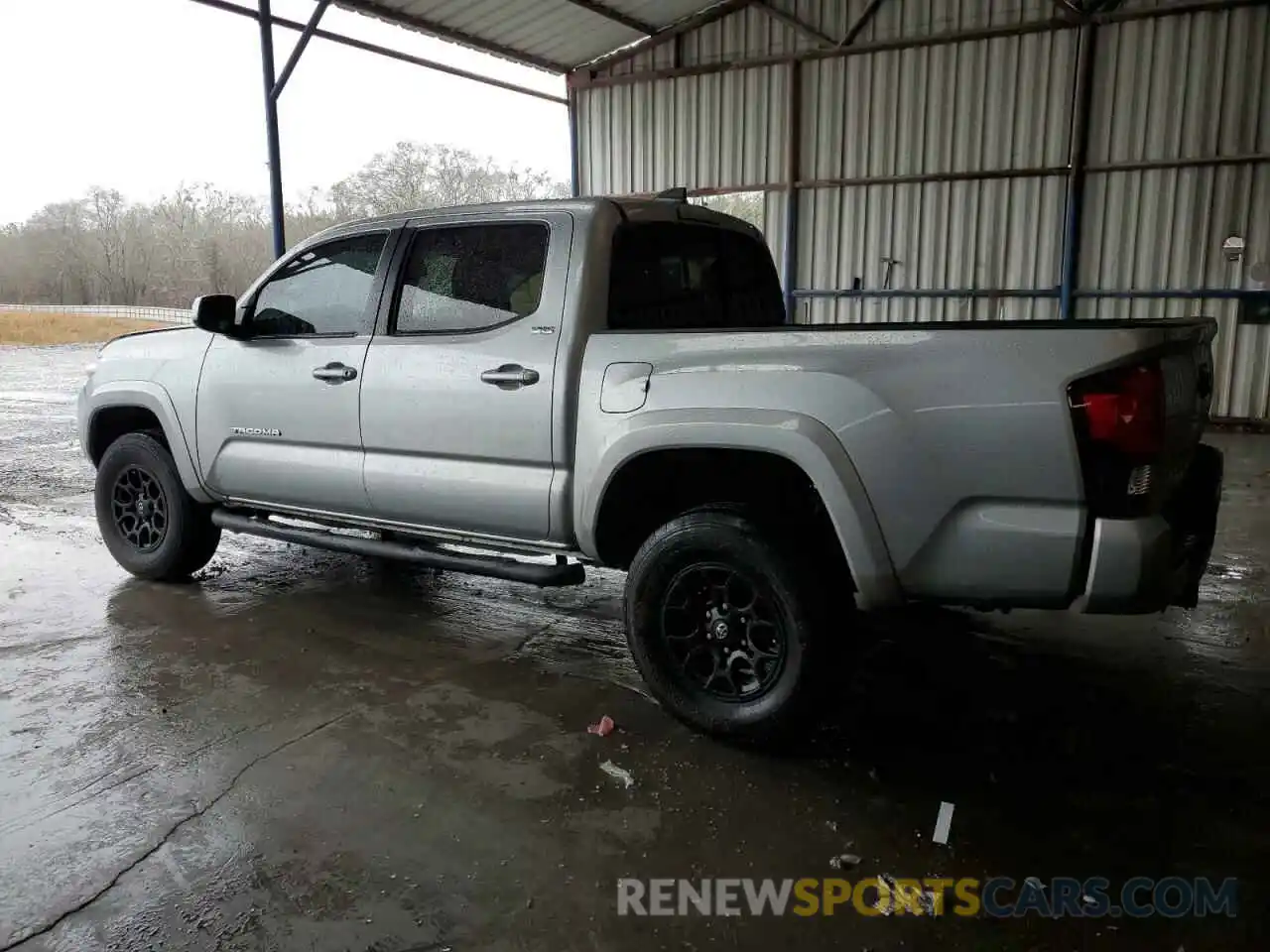 2 Photograph of a damaged car 3TMAZ5CN7NM187742 TOYOTA TACOMA 2022