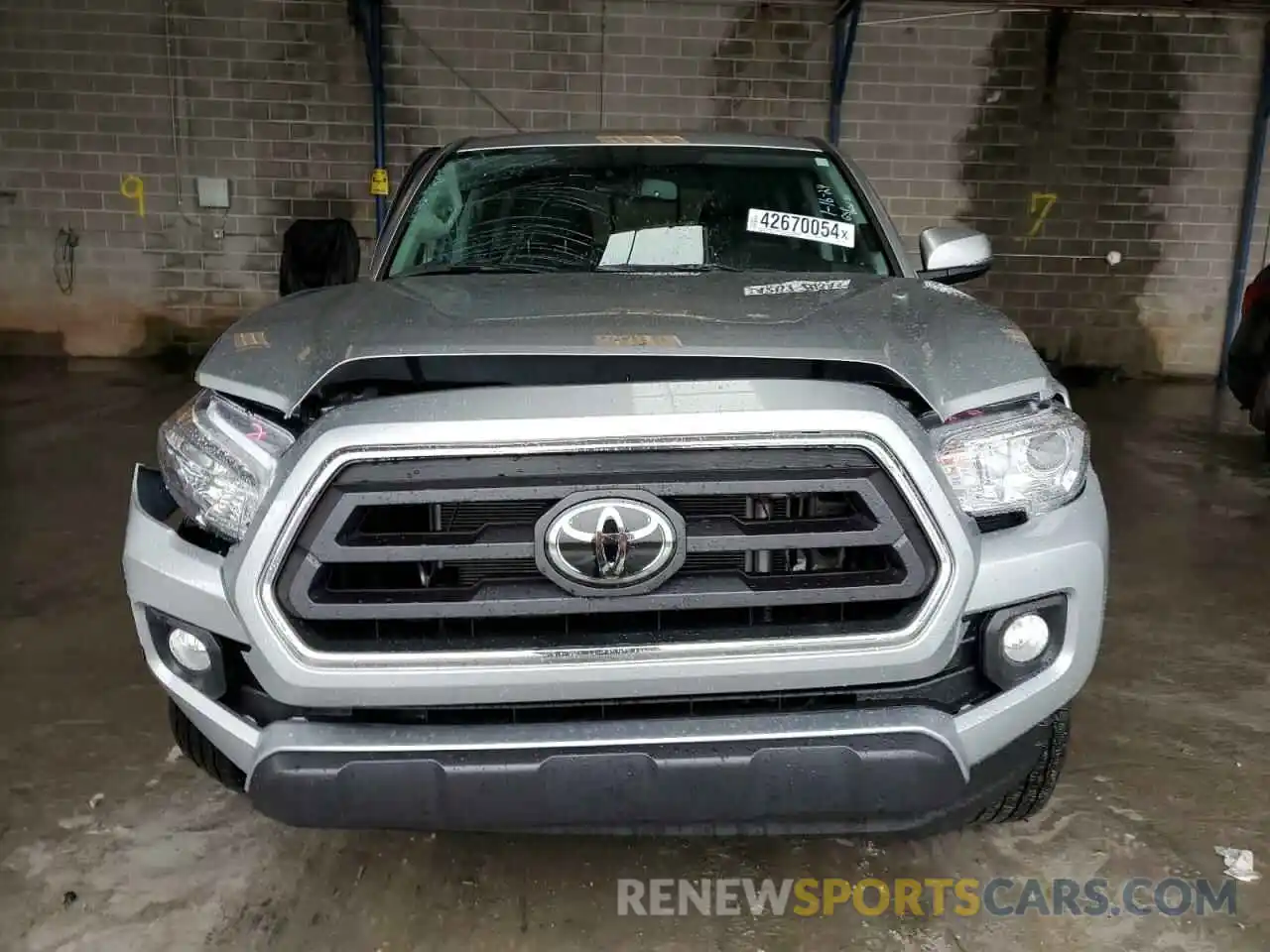 5 Photograph of a damaged car 3TMAZ5CN7NM187742 TOYOTA TACOMA 2022