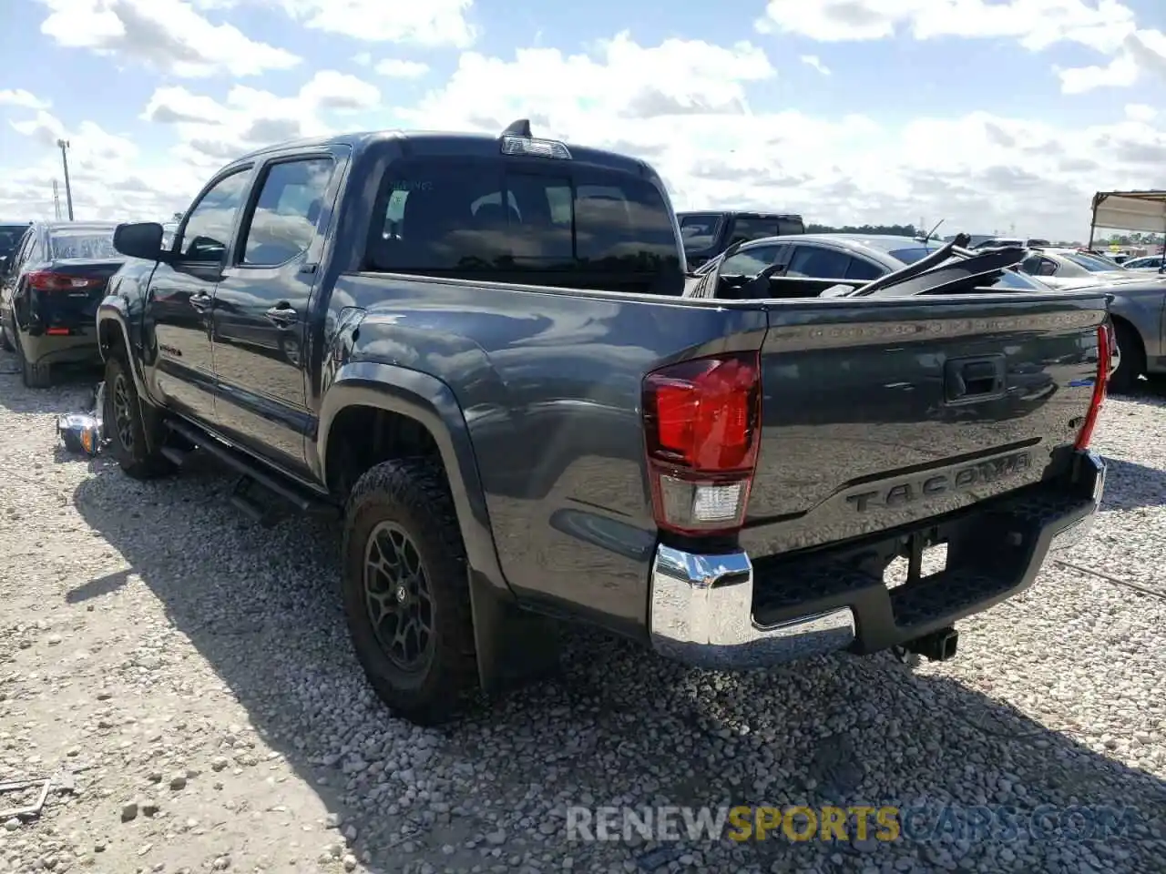 3 Photograph of a damaged car 3TMAZ5CN8NM166544 TOYOTA TACOMA 2022