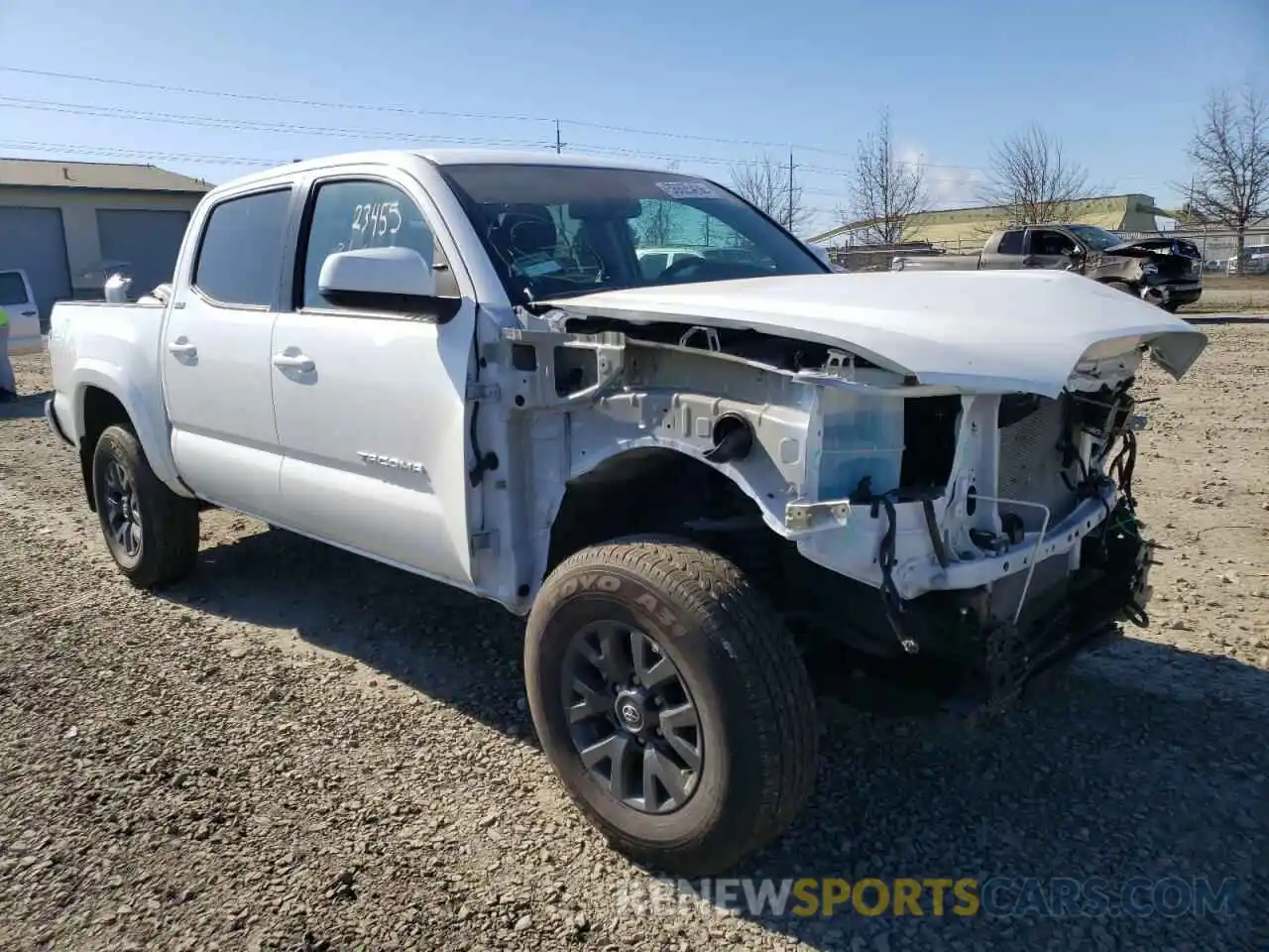 1 Photograph of a damaged car 3TMAZ5CN9NM162227 TOYOTA TACOMA 2022