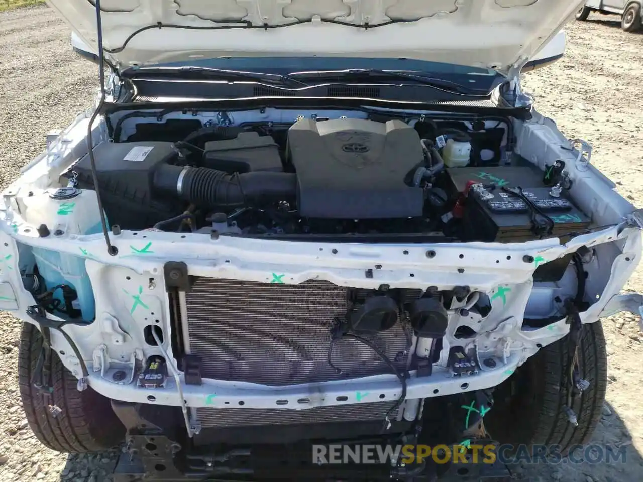 7 Photograph of a damaged car 3TMAZ5CN9NM162227 TOYOTA TACOMA 2022