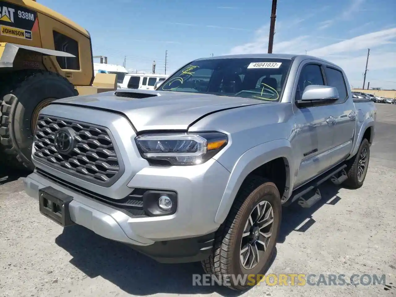 2 Photograph of a damaged car 3TMAZ5CN9NM163121 TOYOTA TACOMA 2022