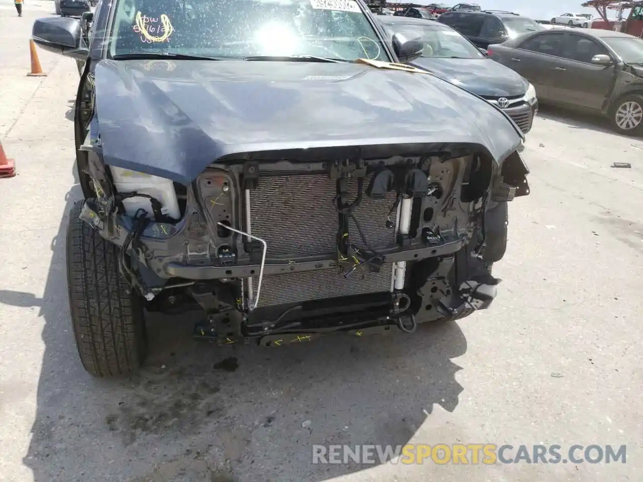 9 Photograph of a damaged car 3TMAZ5CN9NM173244 TOYOTA TACOMA 2022