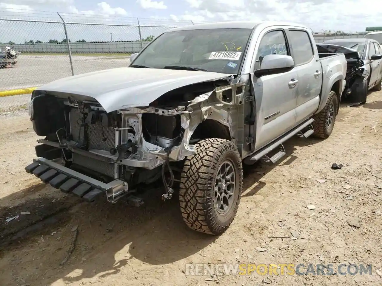 2 Photograph of a damaged car 3TMAZ5CN9NM177066 TOYOTA TACOMA 2022