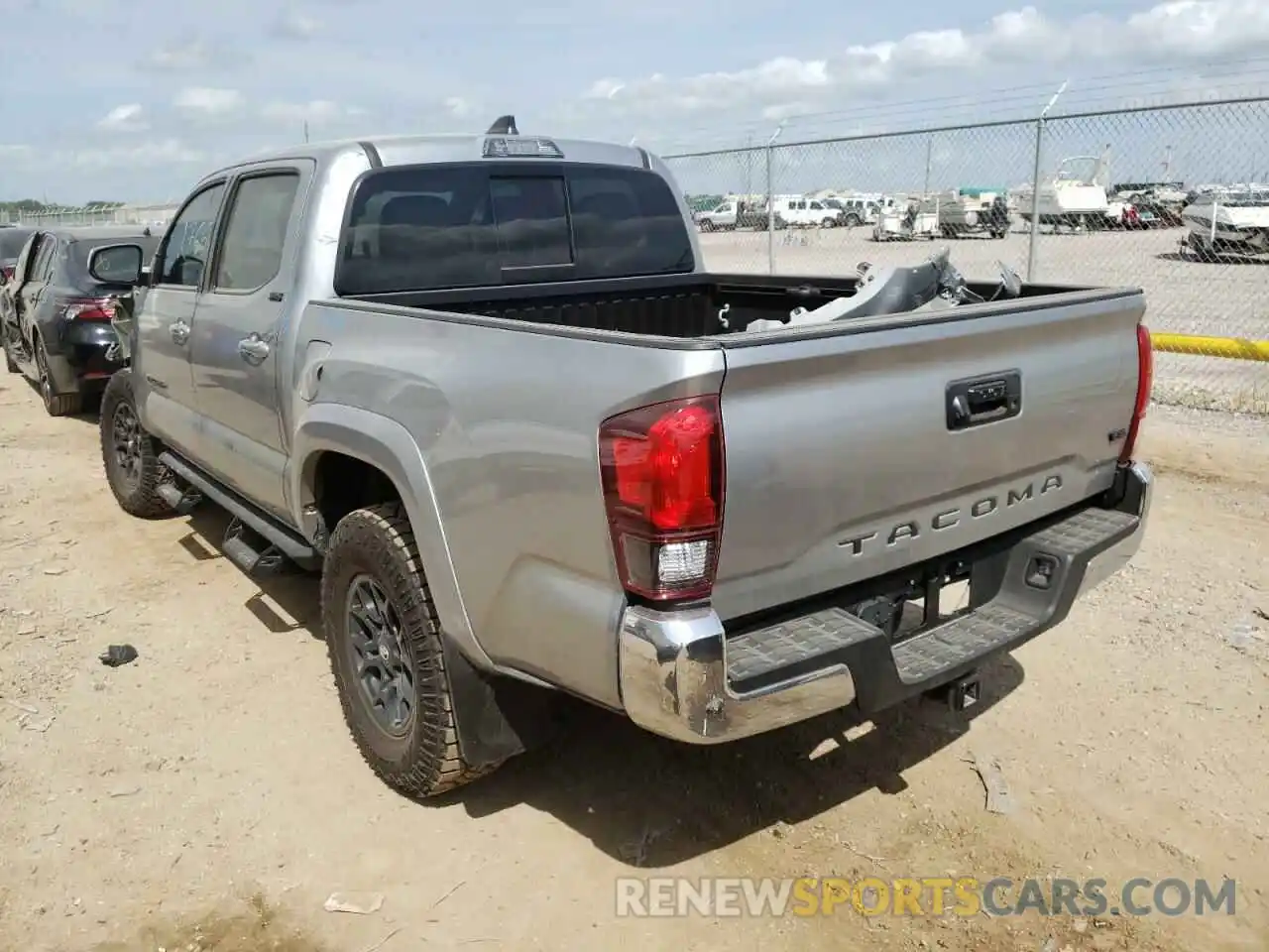 3 Photograph of a damaged car 3TMAZ5CN9NM177066 TOYOTA TACOMA 2022