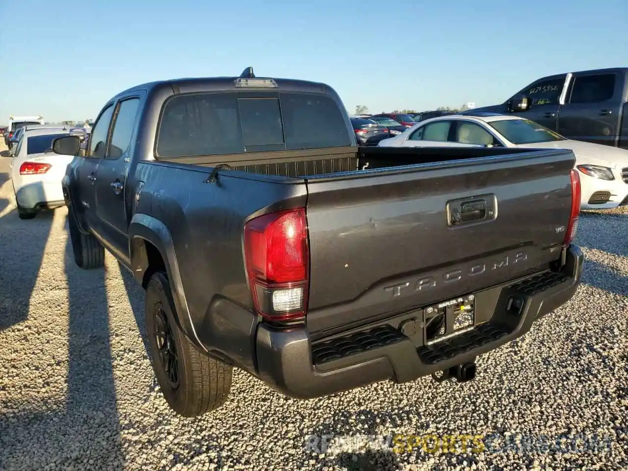 3 Photograph of a damaged car 3TMAZ5CN9NM181263 TOYOTA TACOMA 2022