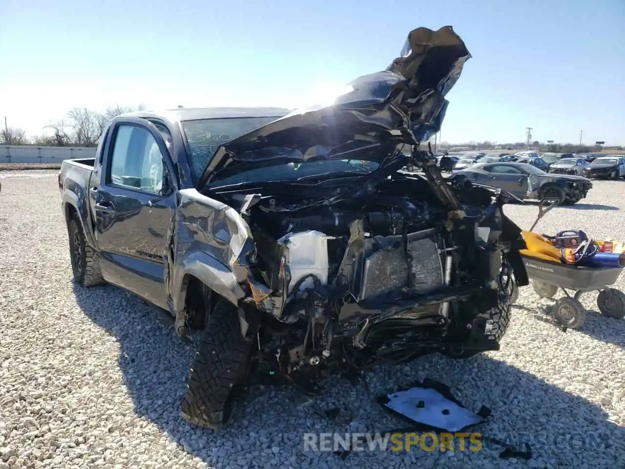 9 Photograph of a damaged car 3TMAZ5CNXNM161507 TOYOTA TACOMA 2022