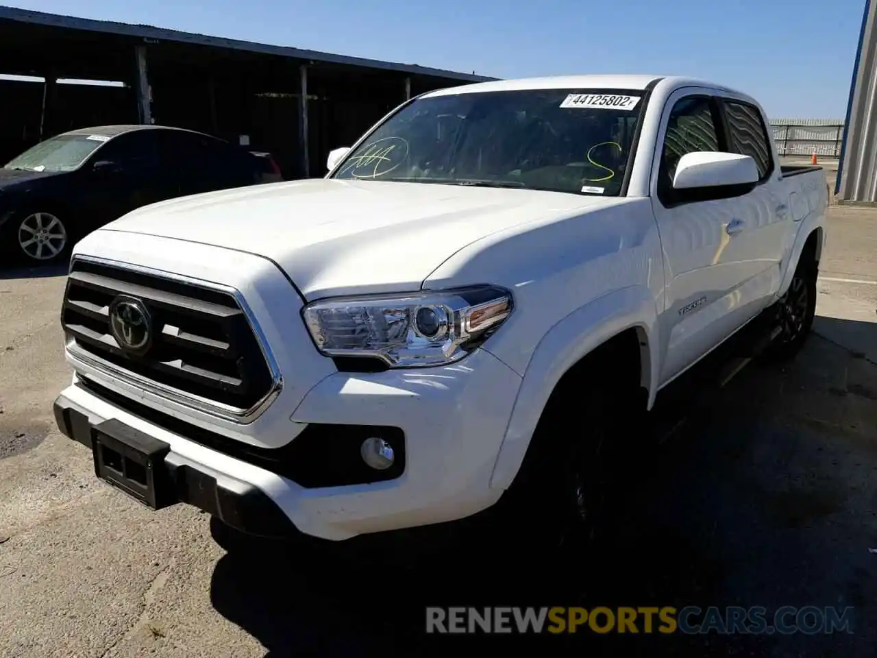 2 Photograph of a damaged car 3TMAZ5CNXNM164830 TOYOTA TACOMA 2022