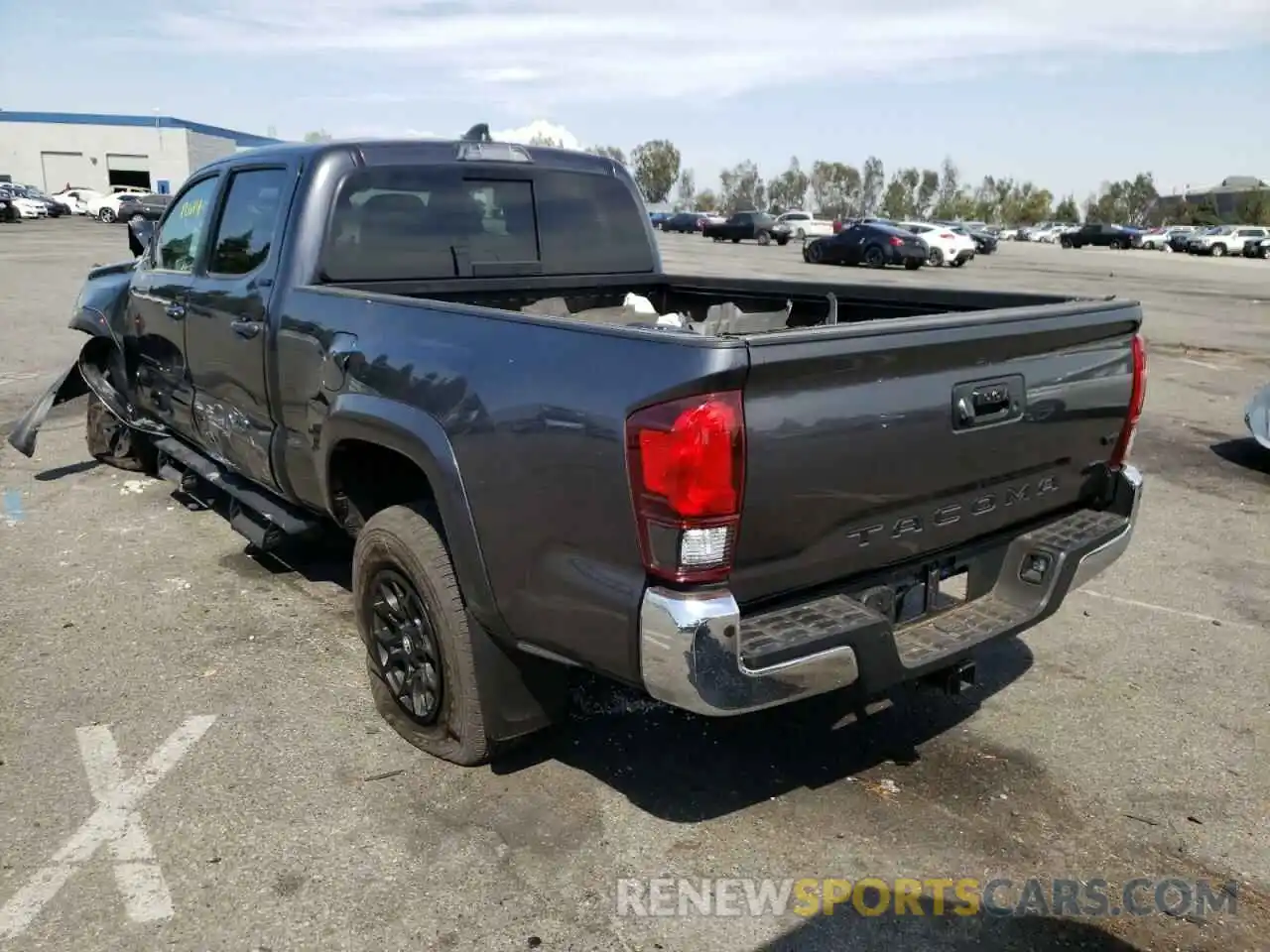 3 Photograph of a damaged car 3TMBZ5DN3NM032950 TOYOTA TACOMA 2022