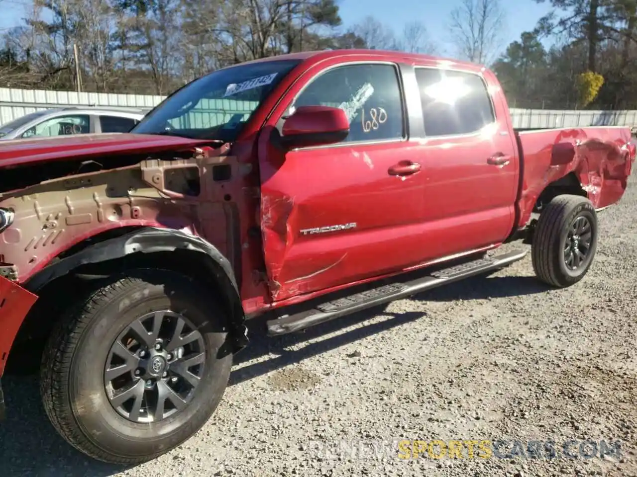 9 Photograph of a damaged car 3TMBZ5DN5NM032741 TOYOTA TACOMA 2022