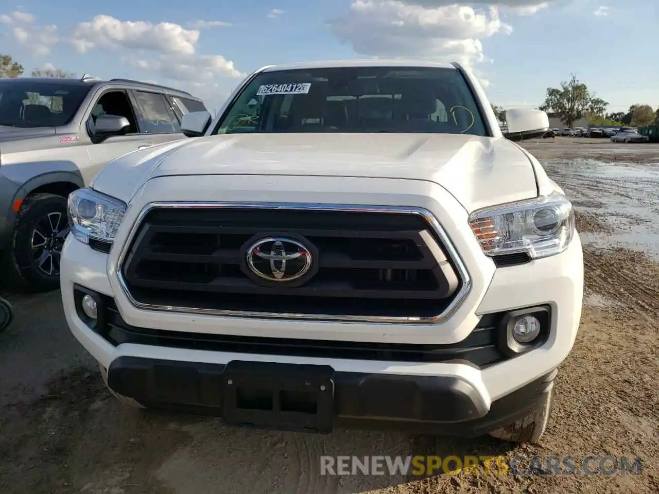 5 Photograph of a damaged car 3TMCZ5AN0NM471404 TOYOTA TACOMA 2022