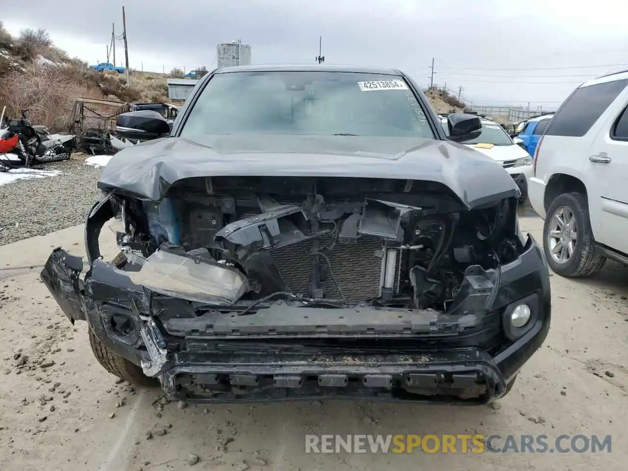 5 Photograph of a damaged car 3TMCZ5AN0NM474223 TOYOTA TACOMA 2022