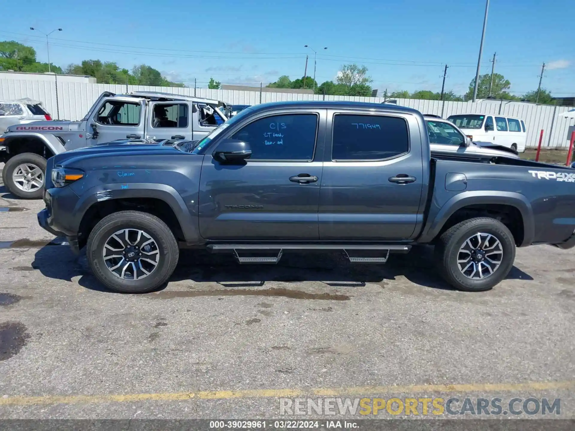 14 Photograph of a damaged car 3TMCZ5AN0NM503784 TOYOTA TACOMA 2022