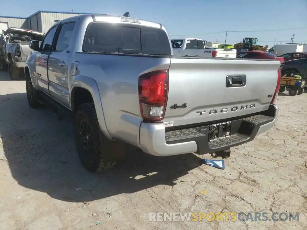 3 Photograph of a damaged car 3TMCZ5AN1NM456104 TOYOTA TACOMA 2022